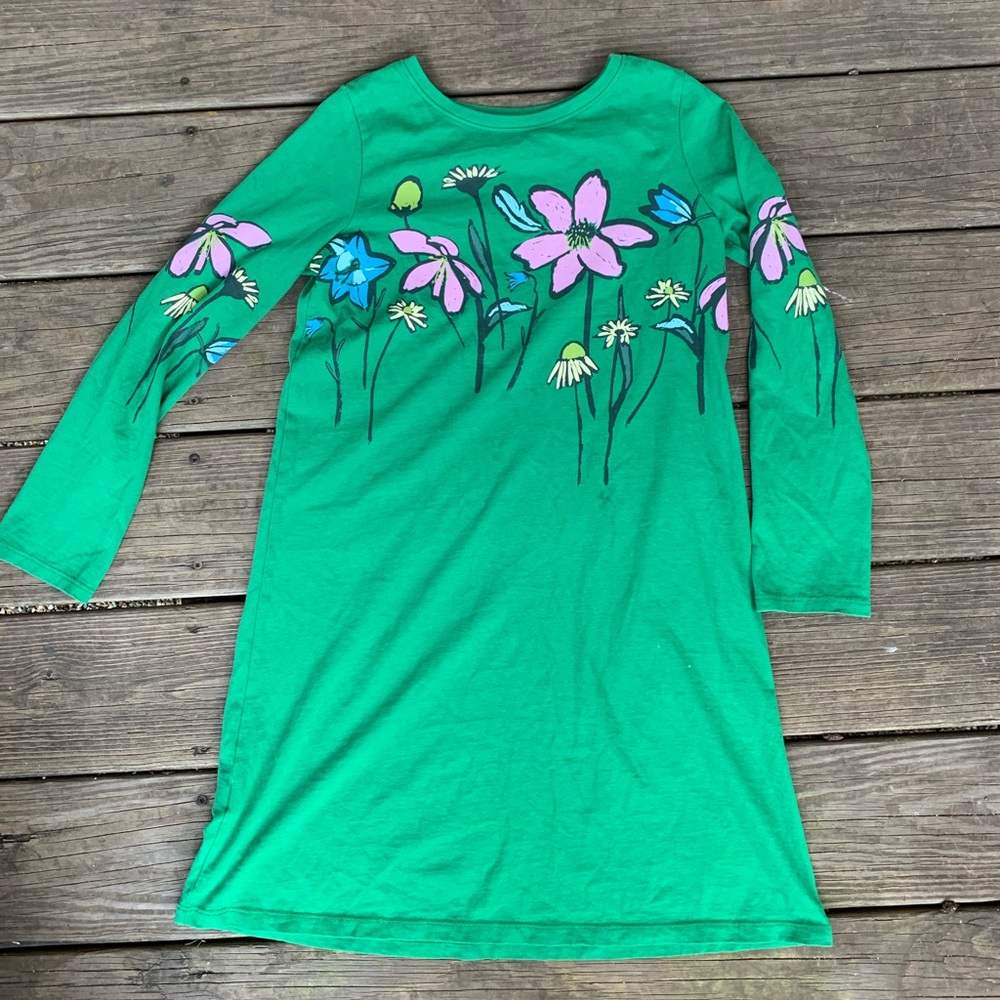 Tea Collection Green Girls Dress size 12!! CUTE 🌷